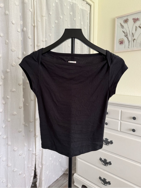 BDG Tops - BDG Black Boatneck Short Sleeve Tee